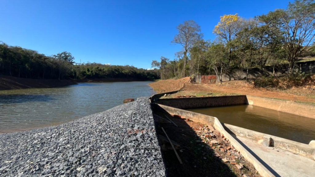 Construção de Represas
